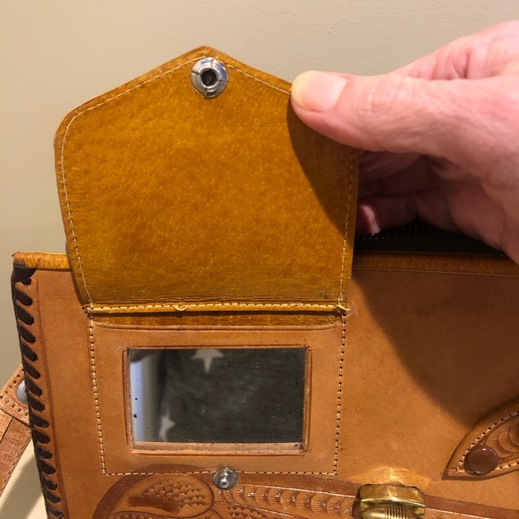 Vintage tooled leather bag - Picture 6 of 8